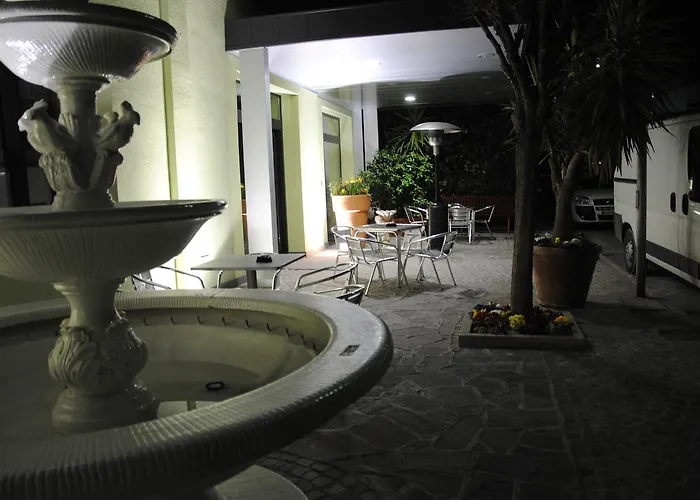 Hotel Apollo 17 Corridonia